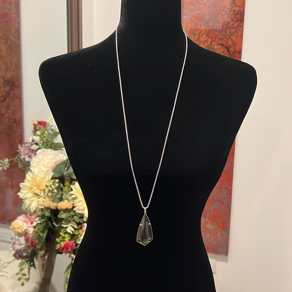 Kendra Scott Carole Silver Mother of Pearl Stone Pendant Necklace